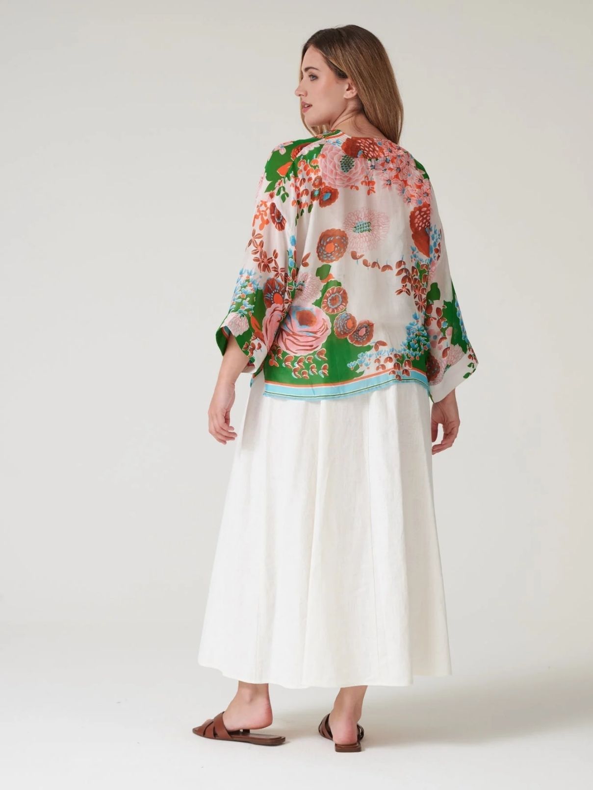 100 Stars Kitsch Kimono Bouquet in Green