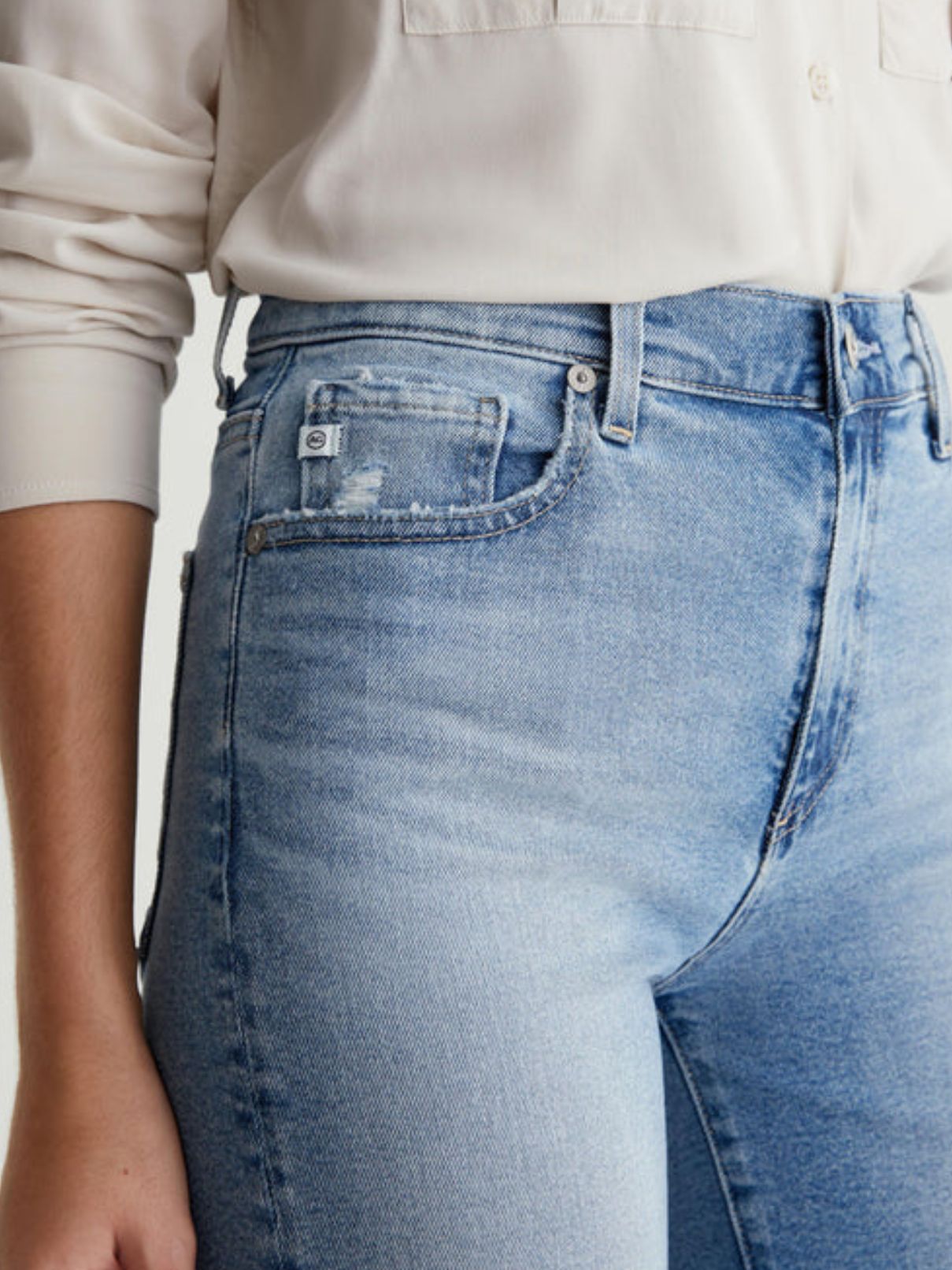 AG Jeans Saige Wide Crop in Momento