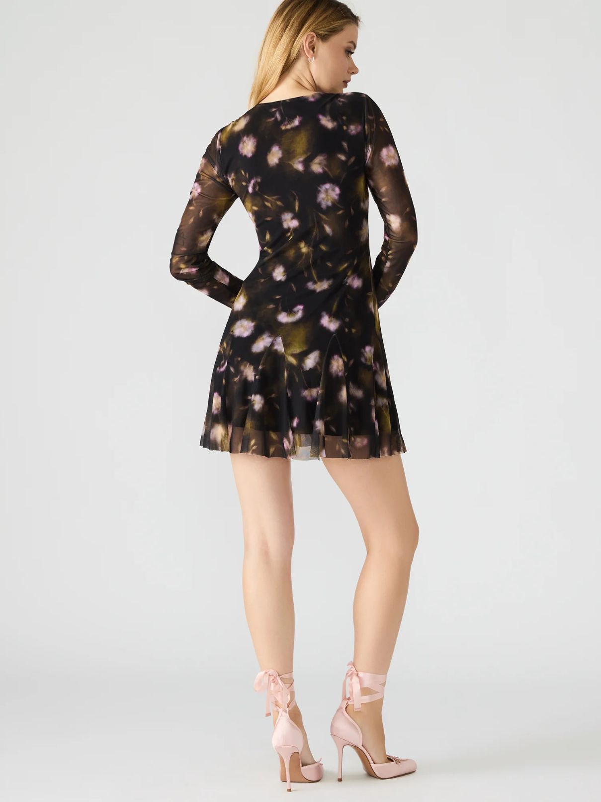 BB Dakota by Steve Madden Bliss Dress in Ditsy Black Floral