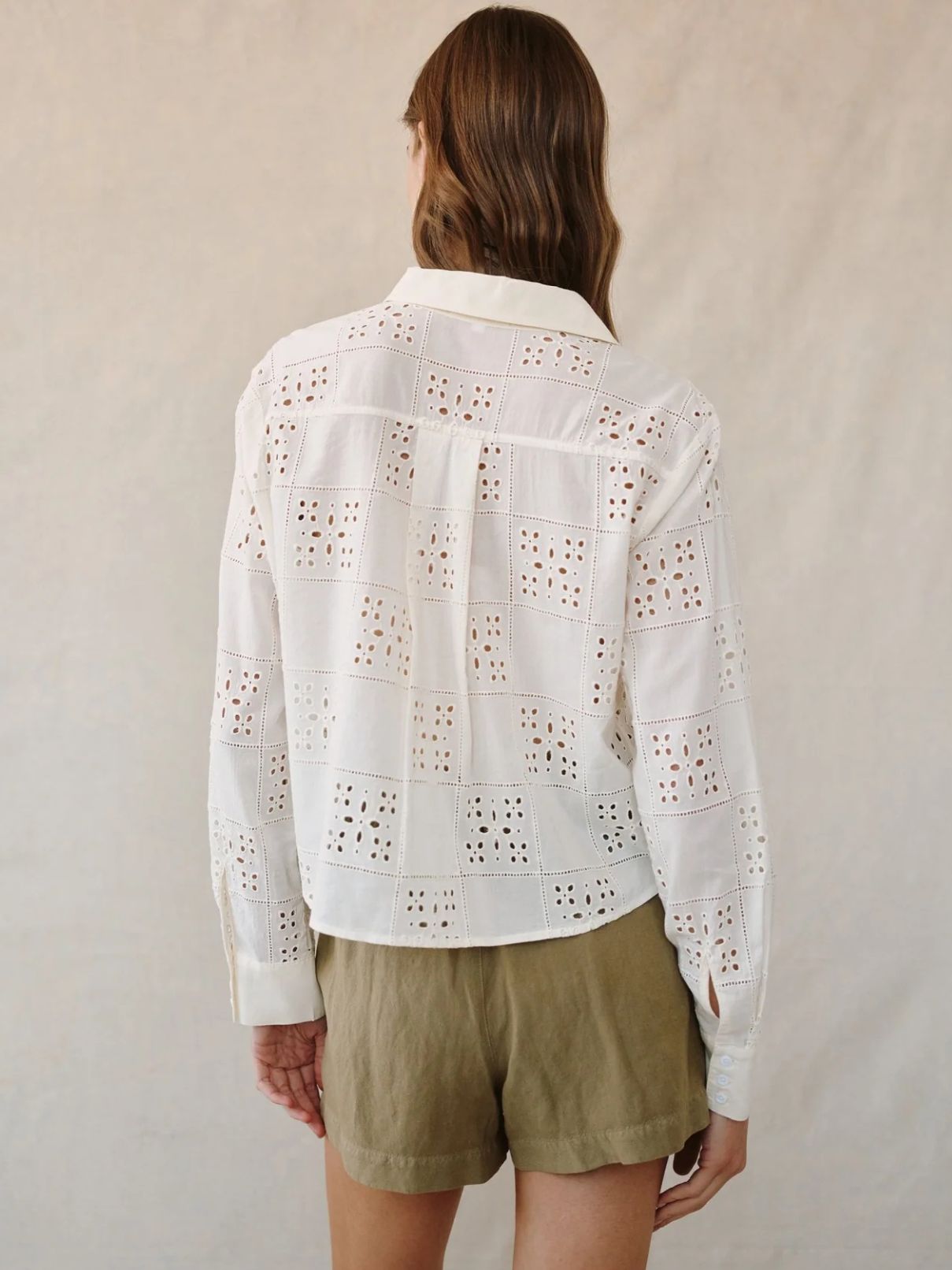 Bella Dahl Contrast Button Down Shirt in Soft Ivory