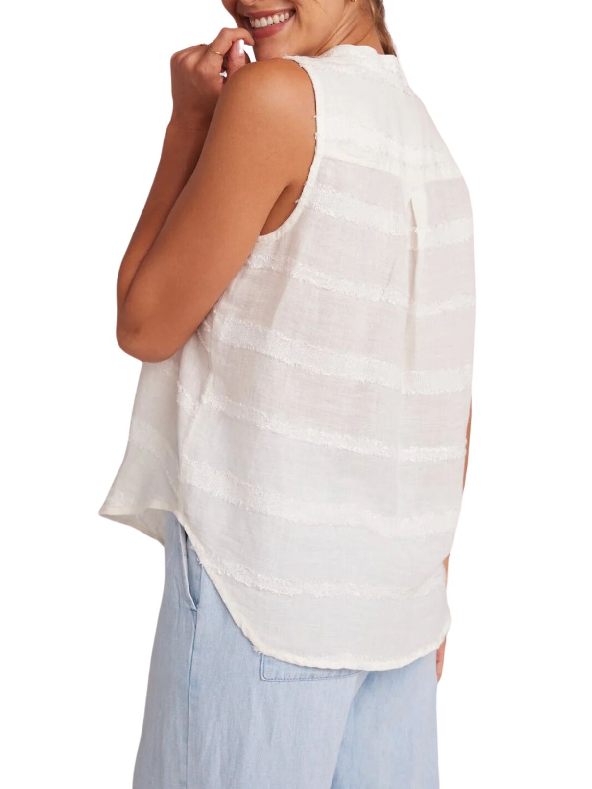 Bella Dahl Sleeveless Button Down Blouse in White