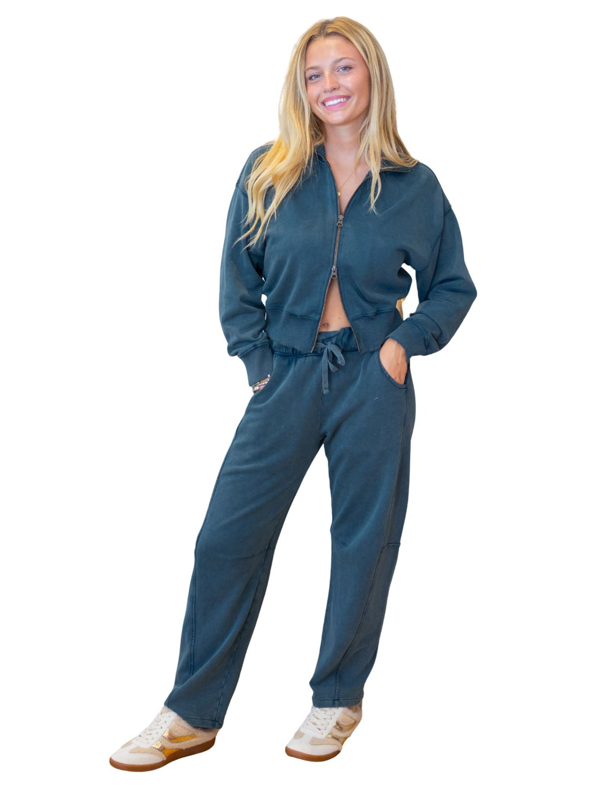 Bobi Barrel Leg Sweatpant in Faded Navy