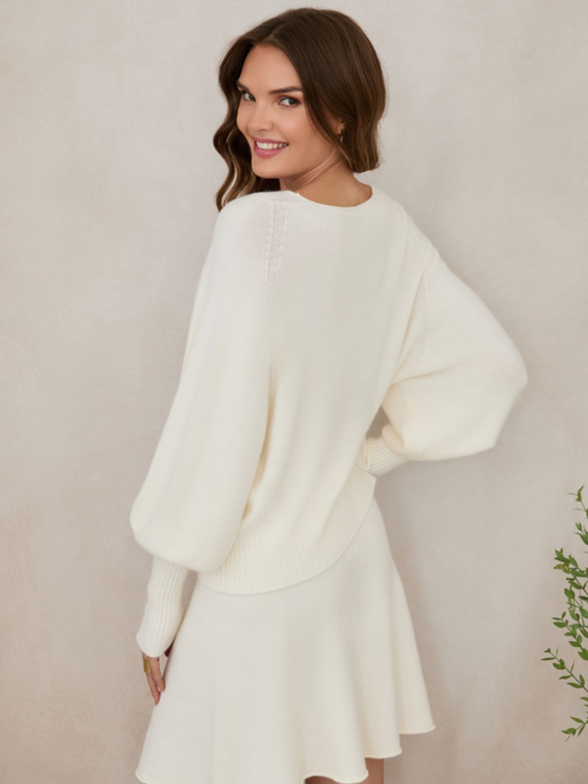 Cotton Island Bubble Sleeve Vneck in Panna Cotta