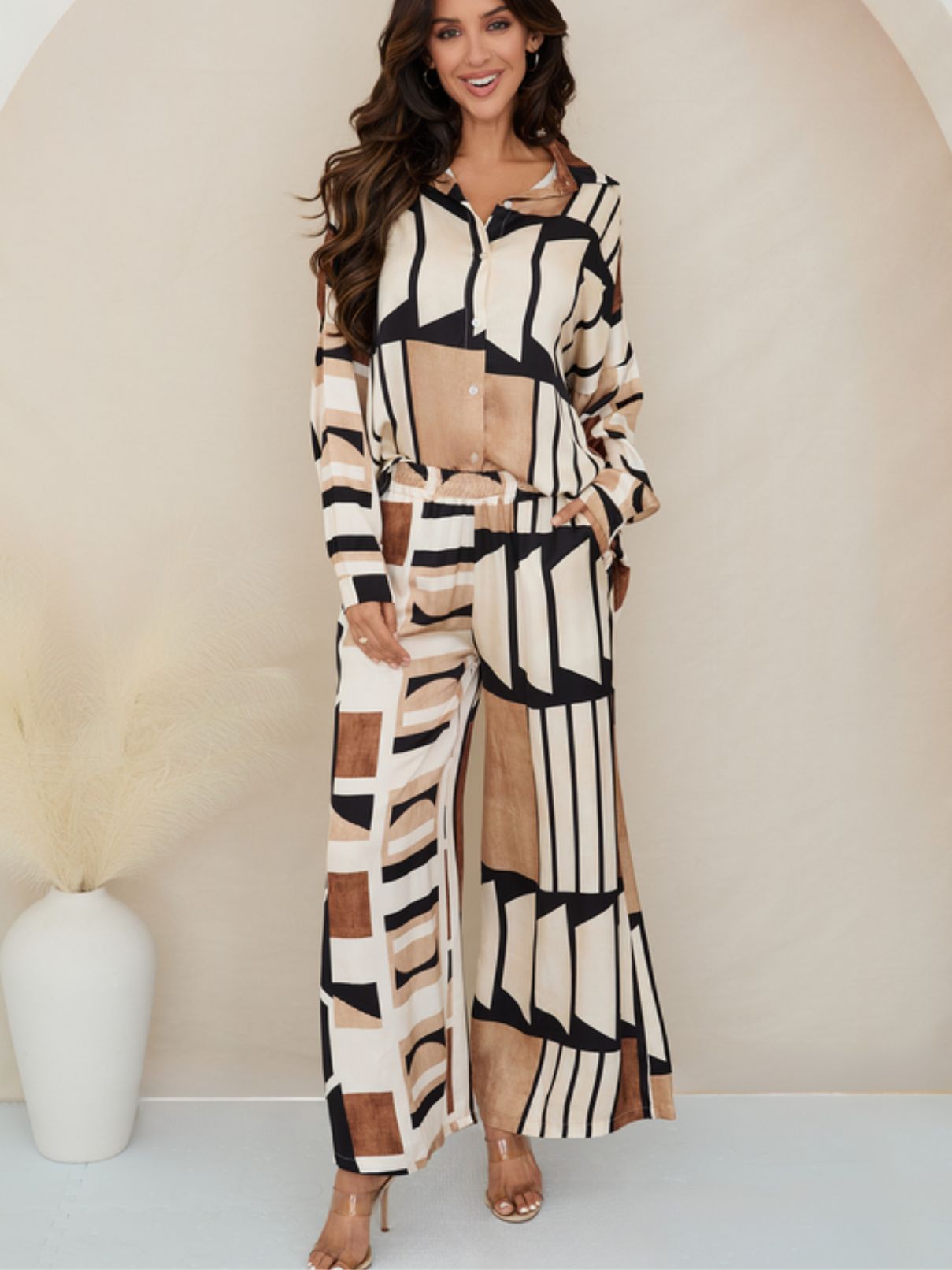 Cotton Island Geometric Pant in Cream/Camel