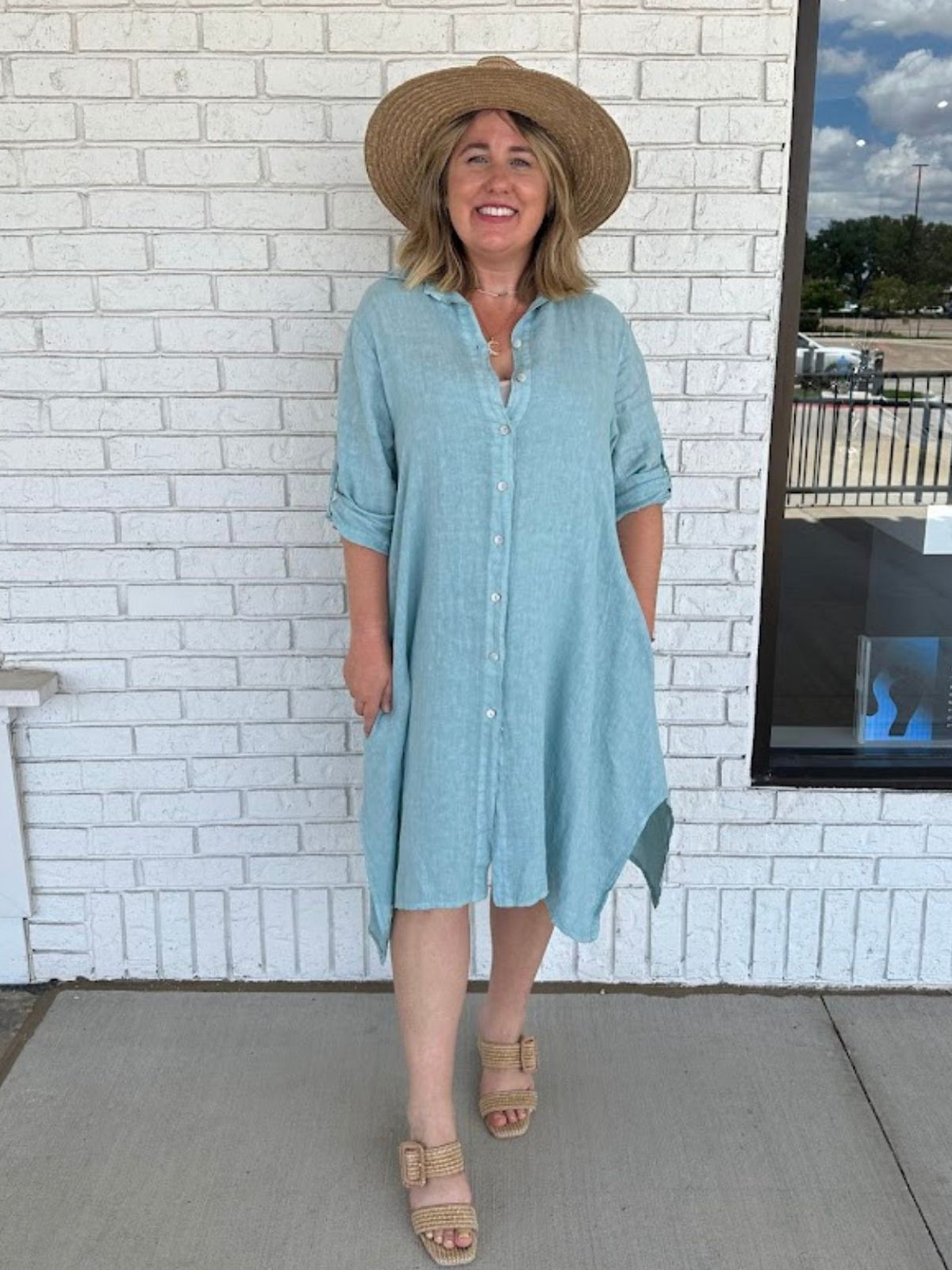 Cotton Island Linen Buttondown Dress in Blue Zuccero
