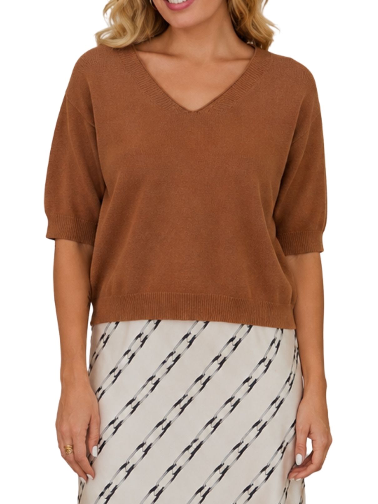Cotton Island V-Neck 3/4 Sleeve Knit Top – Tobacco