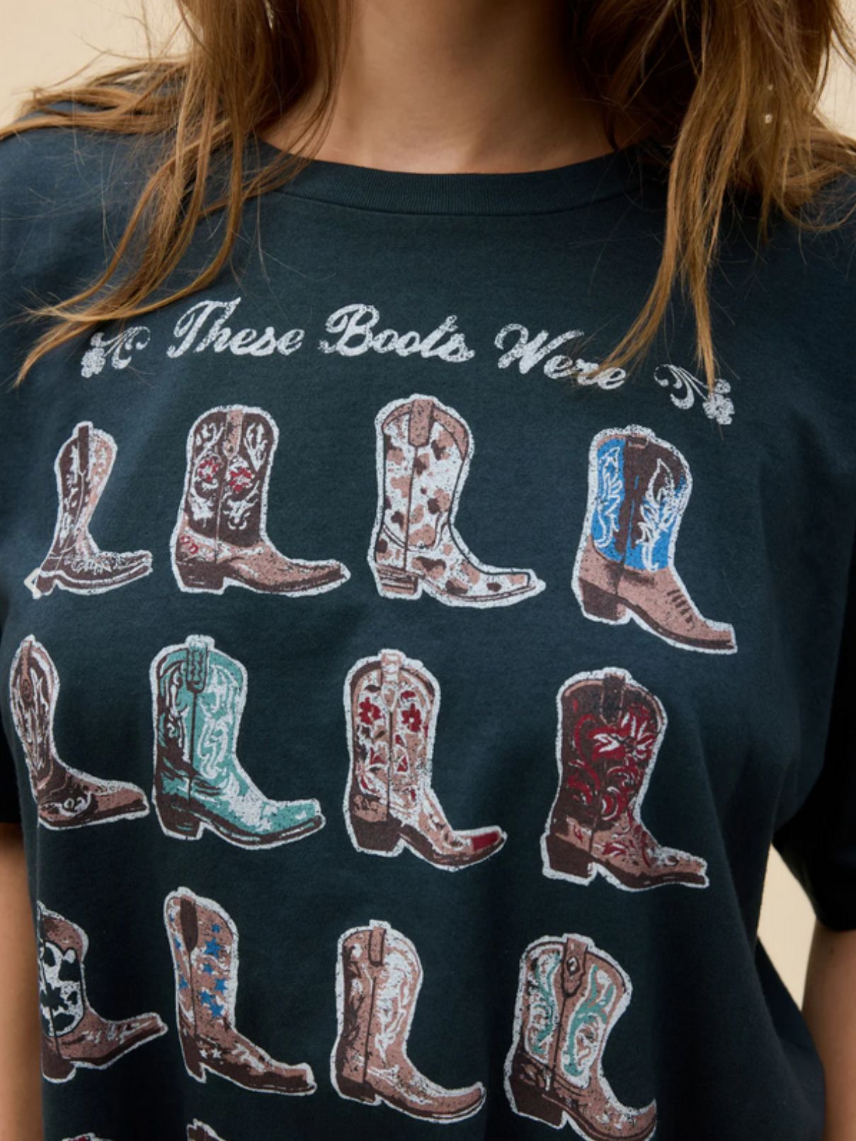 DAYDREAMER Boots For Walking Merch Tee in Vintage Black