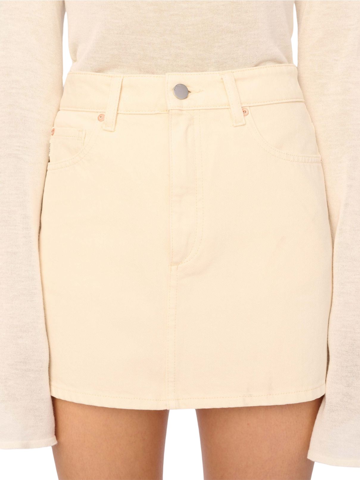 DL 1961 Denim Alma Mini in Ecru