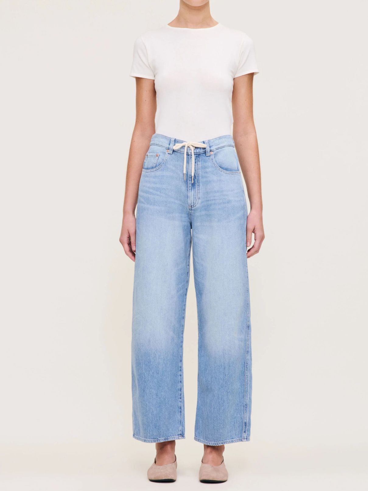 DL 1961 Taylor Ultra Hi Rise Relaxed Barrel Jean in Beachwave