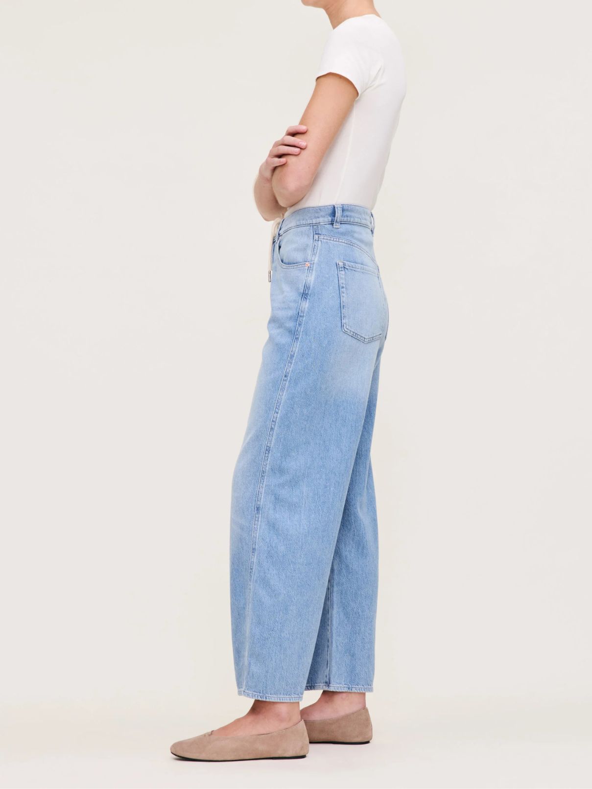 DL 1961 Taylor Ultra Hi Rise Relaxed Barrel Jean in Beachwave