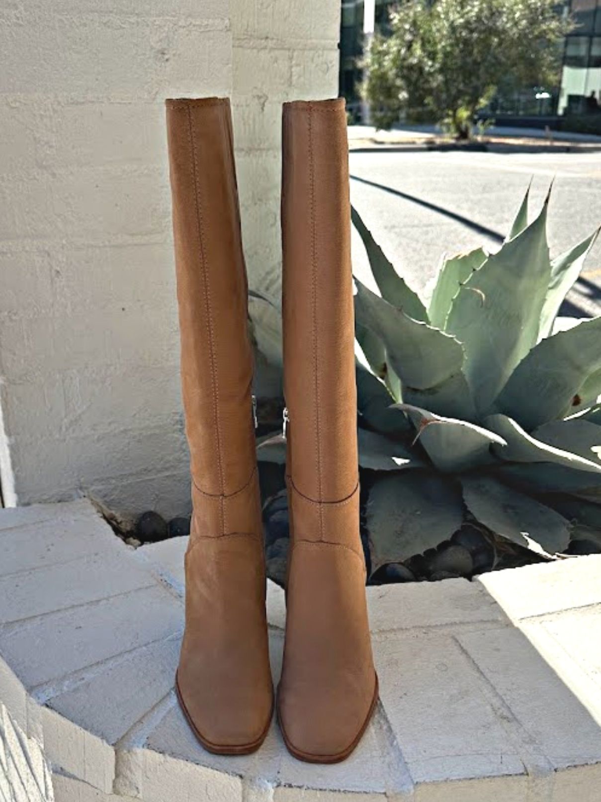Dolce Vita Fynn Boot in Brown Nubuck