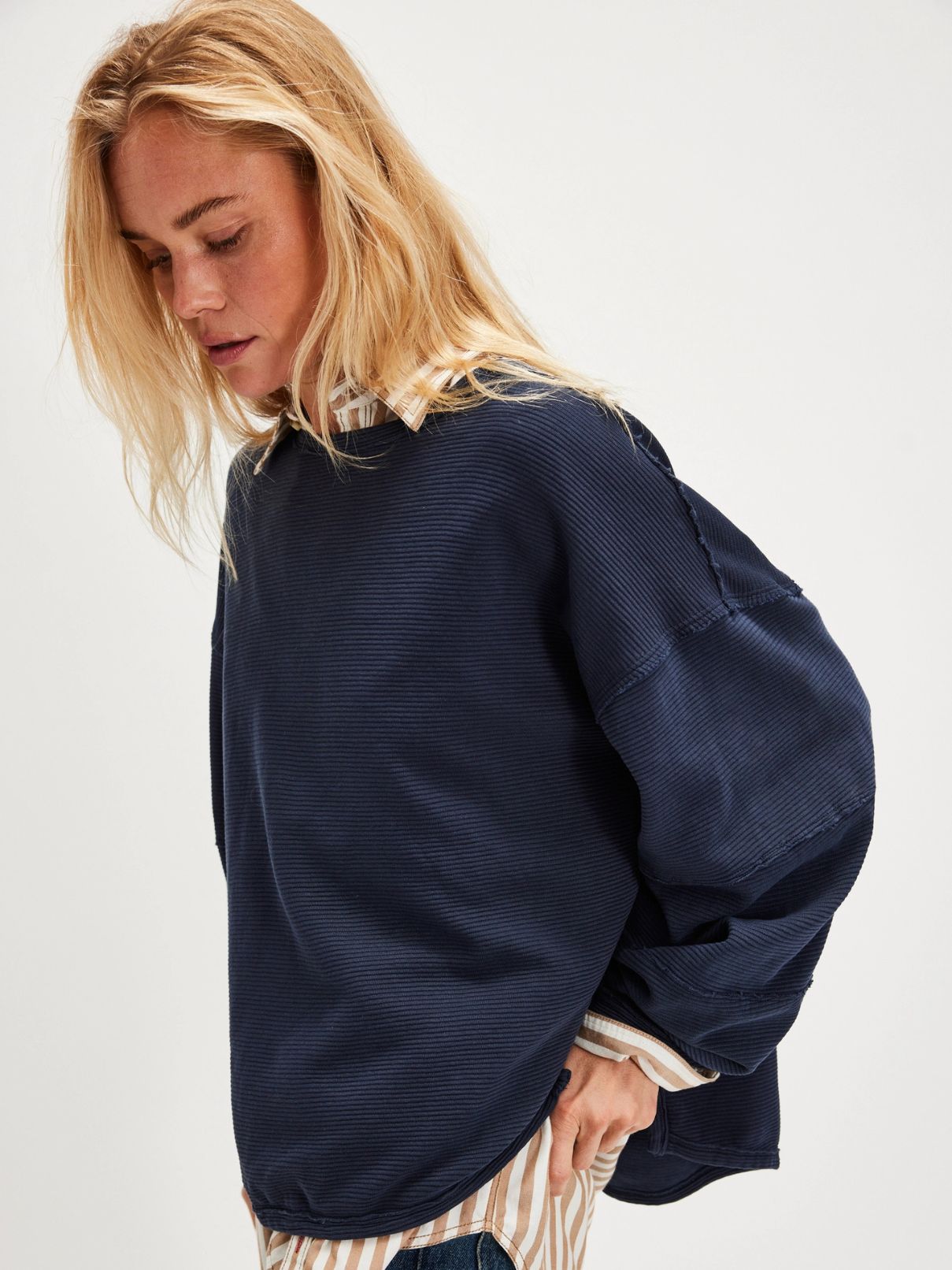 Free PeopleTotal Eclipse Tee in Deeper Iris