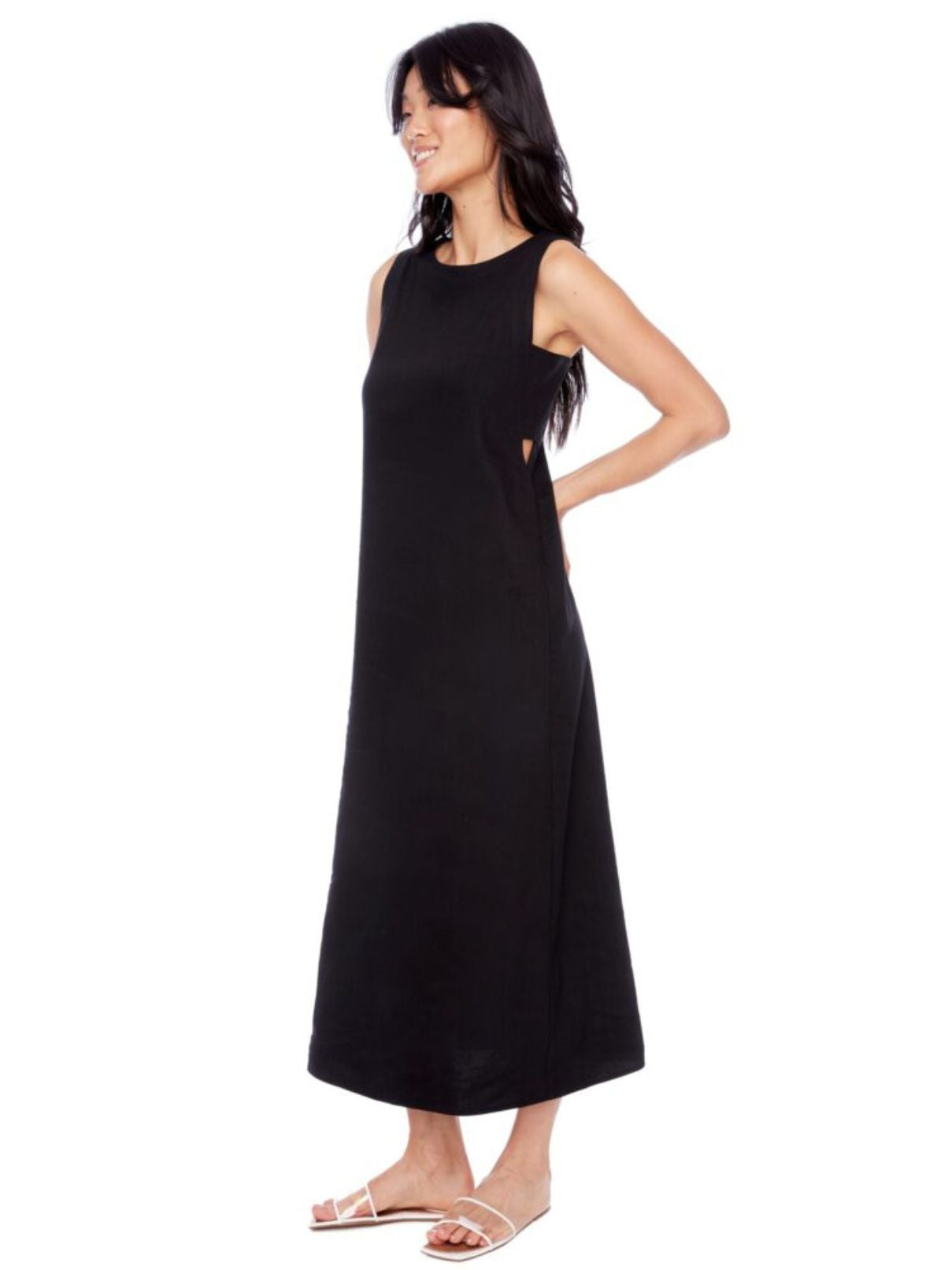 I Love Tyler Madison Charlie Sleeveless Linen Maxi in Black