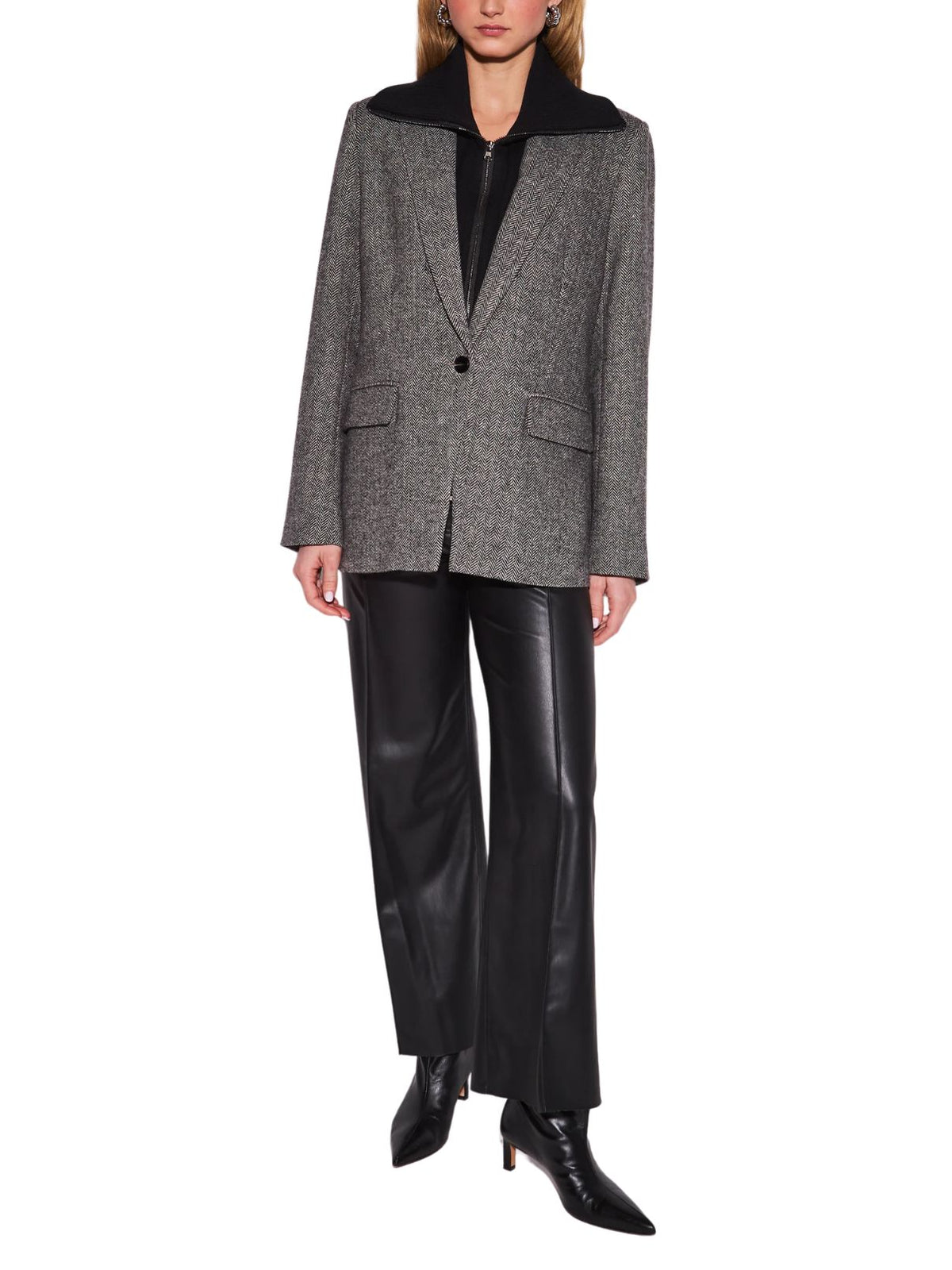John + Jenn Hayes Herringbone Blazer in Misty Herringbone