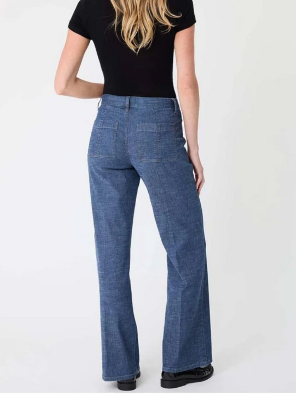 Level 99 Sarah Pant in Starlight