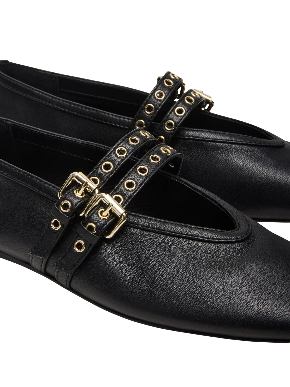 Lydia Flat Black Leather
