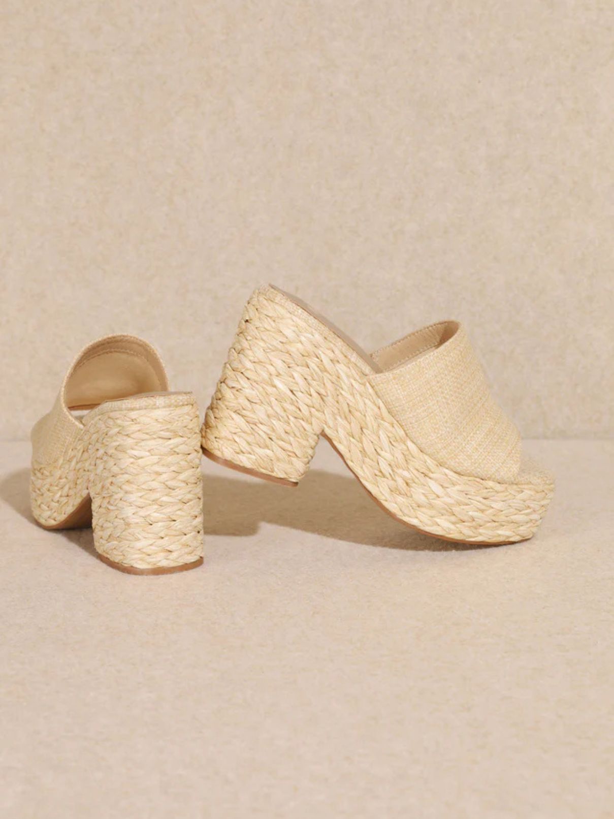 Mi.iM Shoes Ashlyn Platform Sandal in Natural Raffia