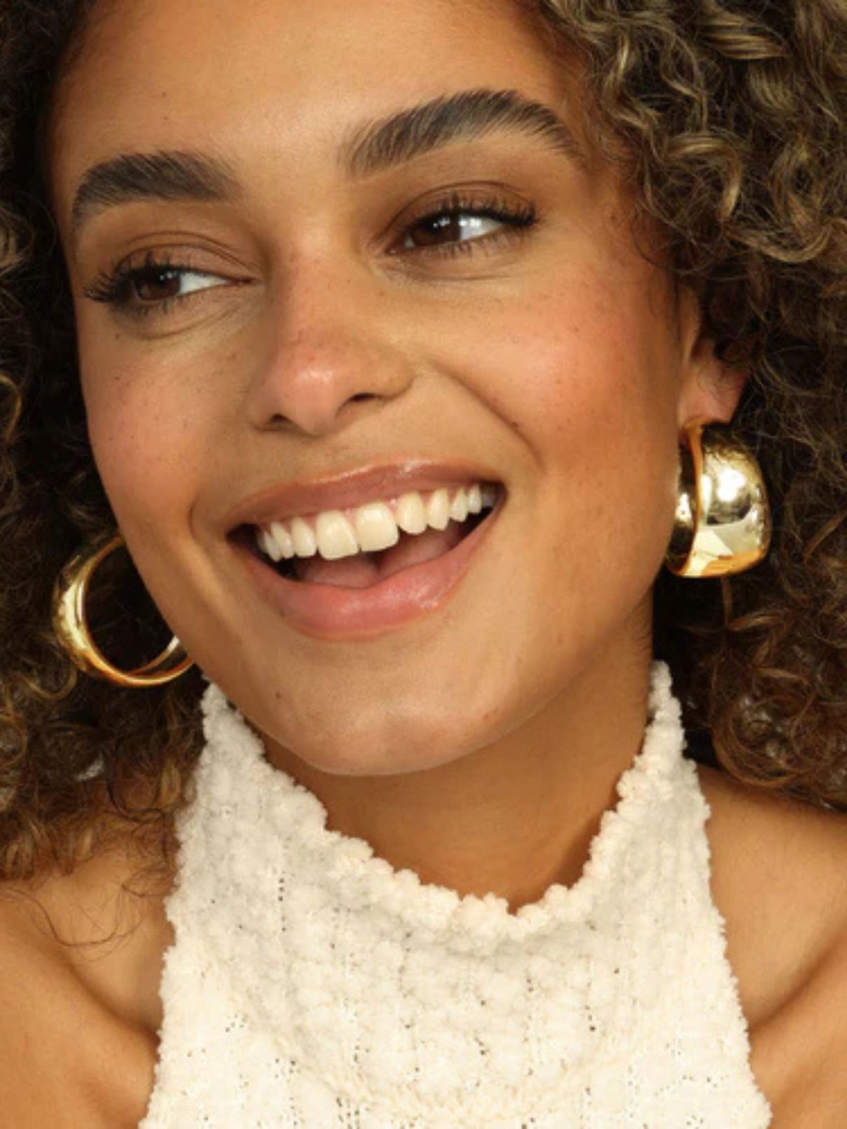 Melinda Maria She's So Smooth Mama Hoops in Gold