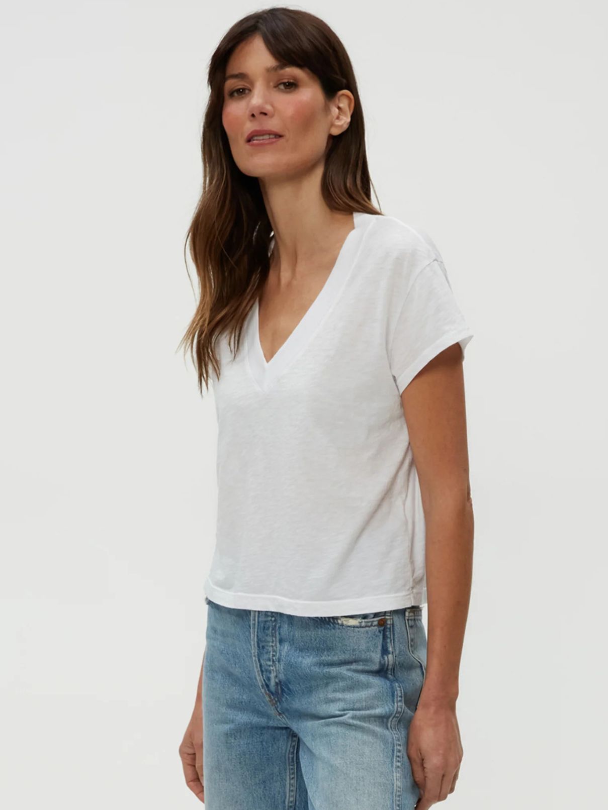 Michael Stars Harlan Cropped V-Nk Front Tee in White