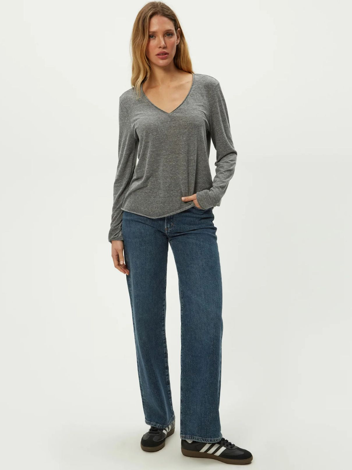 Michael Stars Kailee V Neck L/S Tee