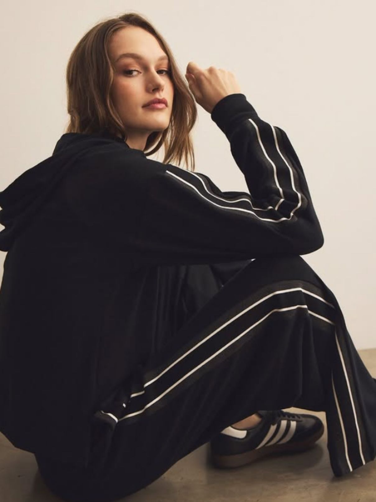 Michael Stars Taryn Hoodie in Black