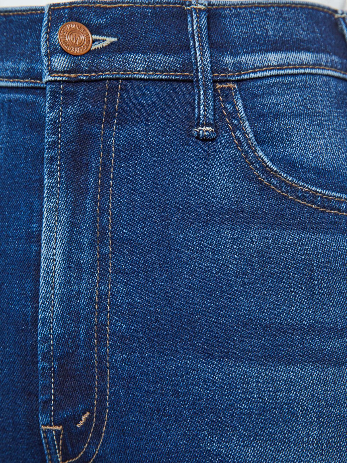 Mother Denim Hustler Ankle in Taking Chances