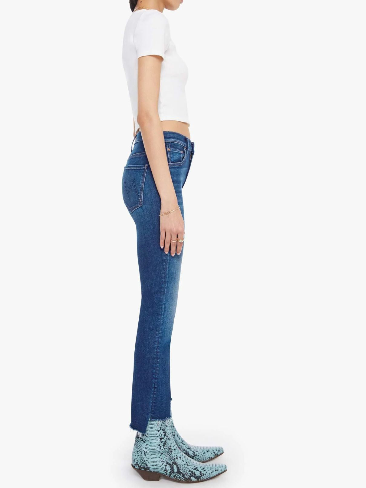 Mother Denim Insider Crop Step Fray in Troublemaker