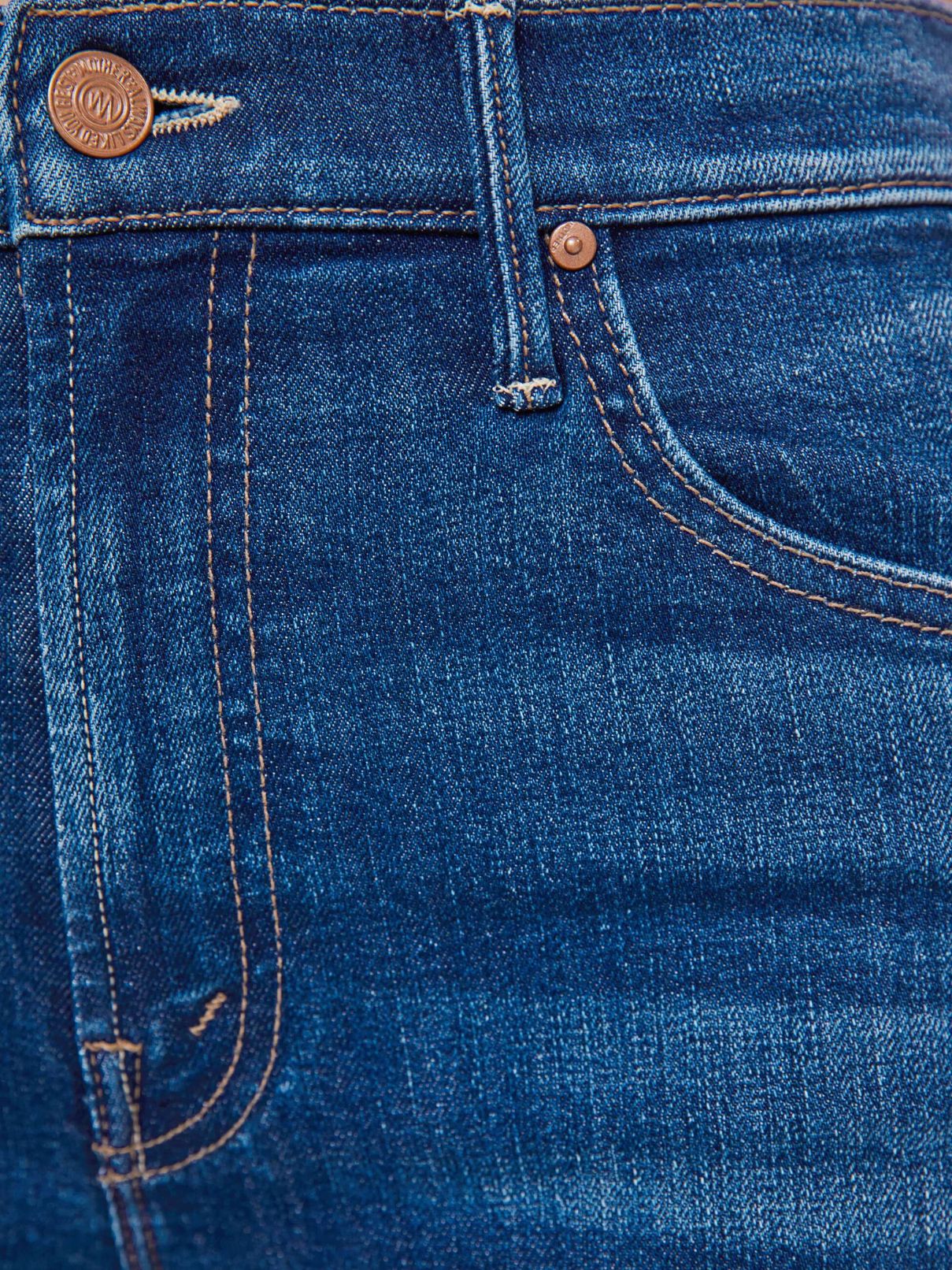Mother Denim Insider Crop Step Fray in Troublemaker