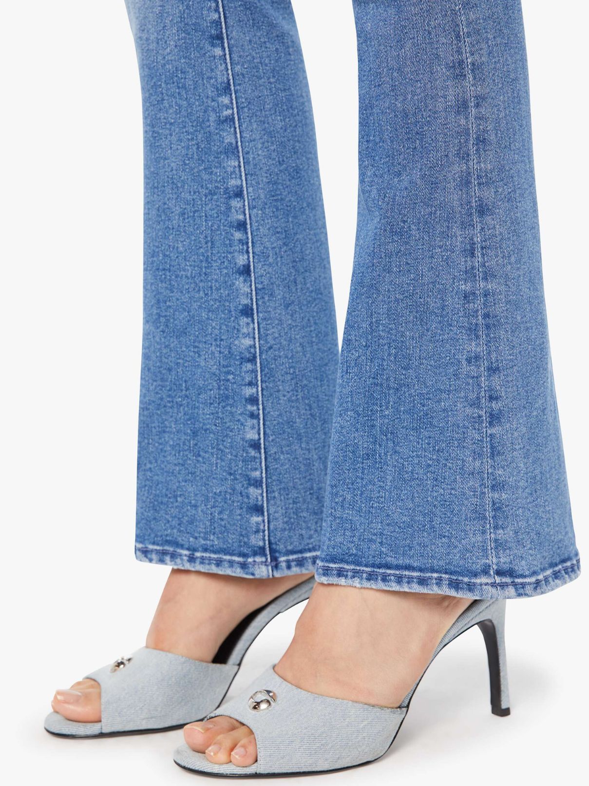 Mother Denim Weekender HR Skimp in Swing and Miss