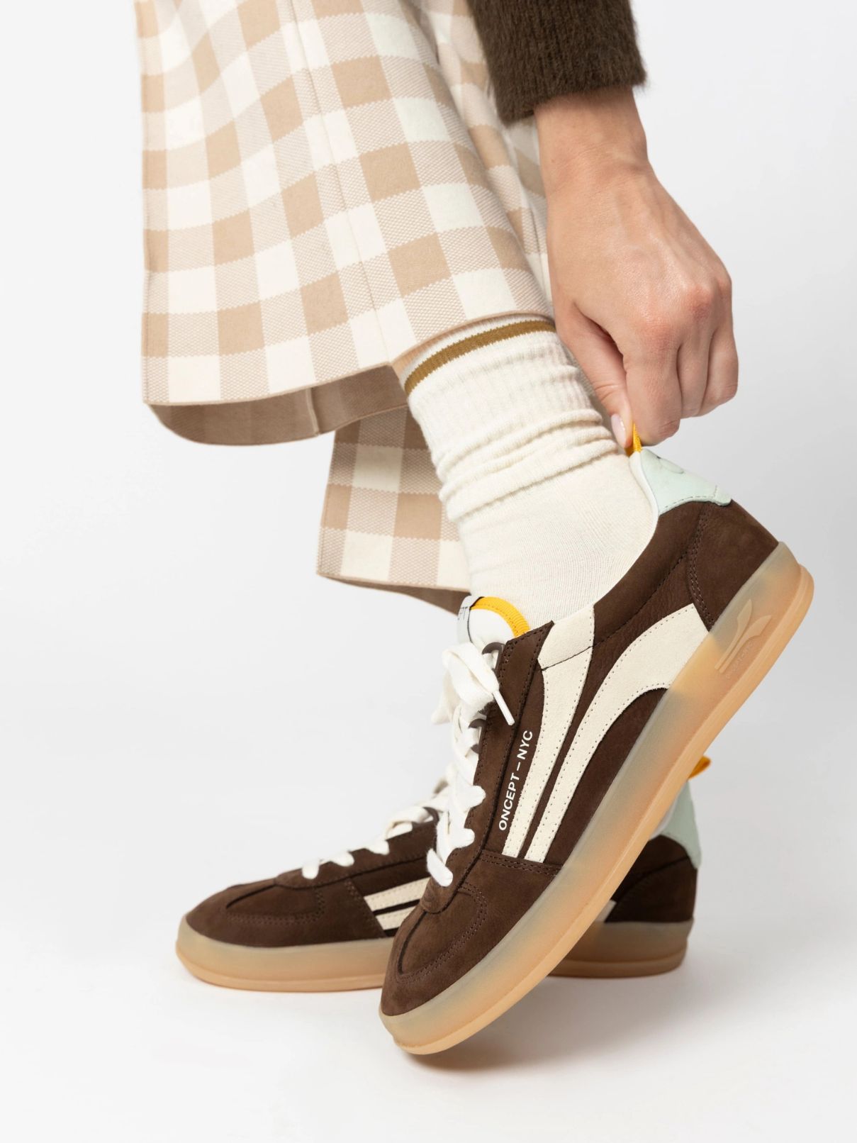 Oncept Fez Sneaker in Espresso