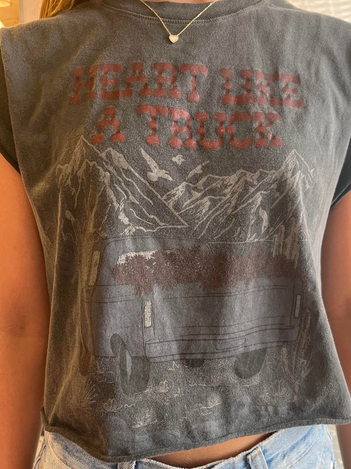 People of Leisure Lainey Wilson Heart Like A Truck Crop Tee
