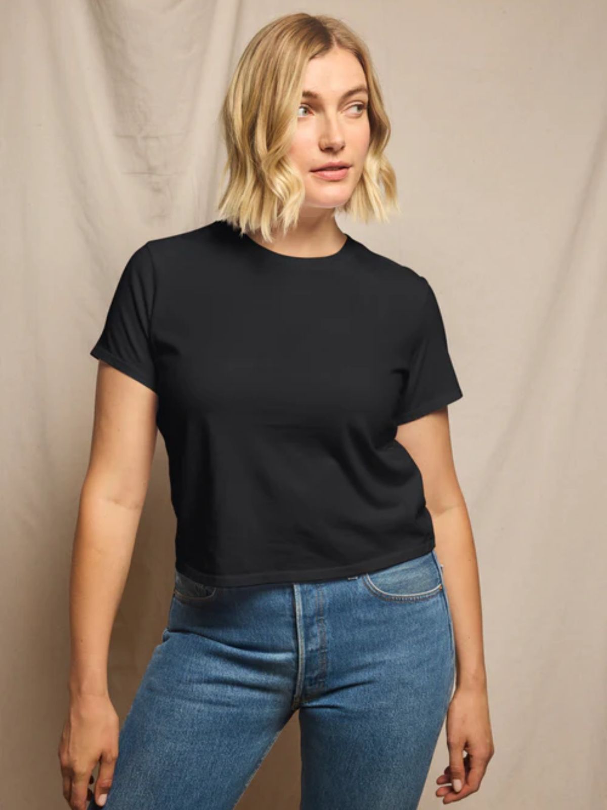 Perfect White Tee Springsteen Baby Tee in Black