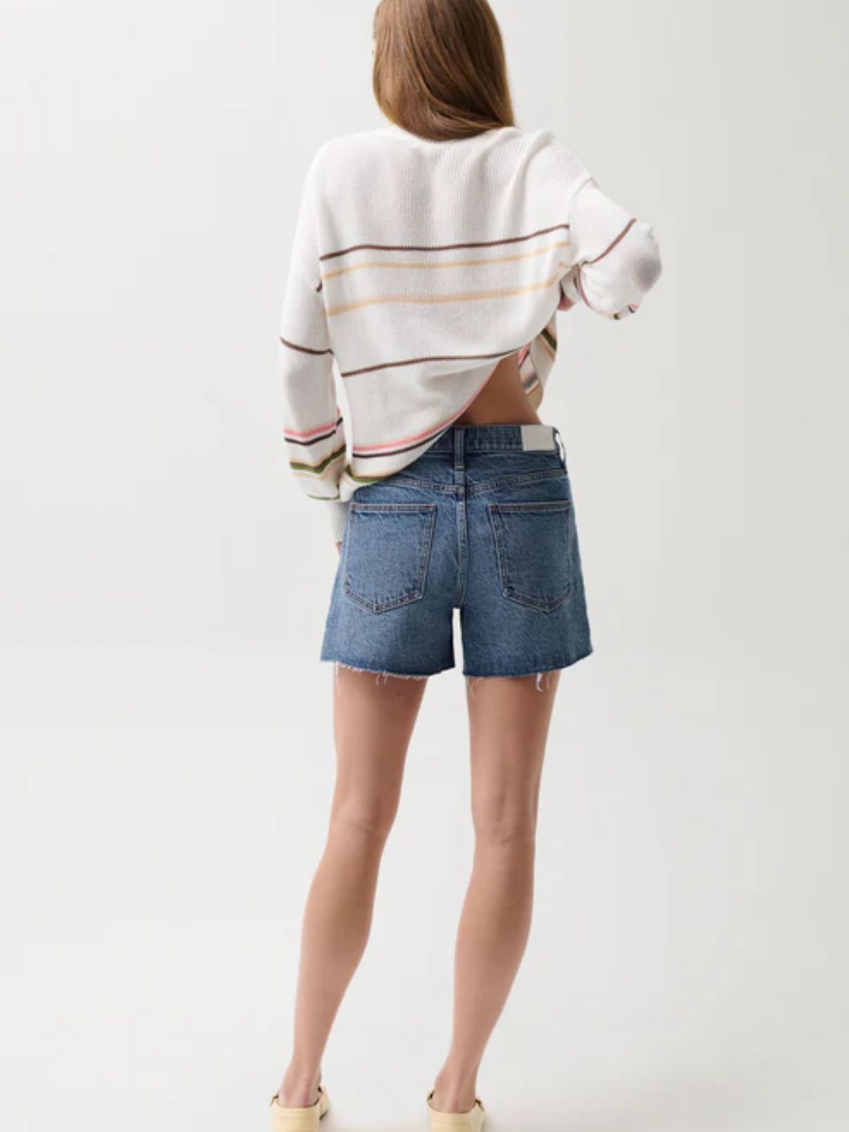 Pistola Kennedy Short in Cityscape