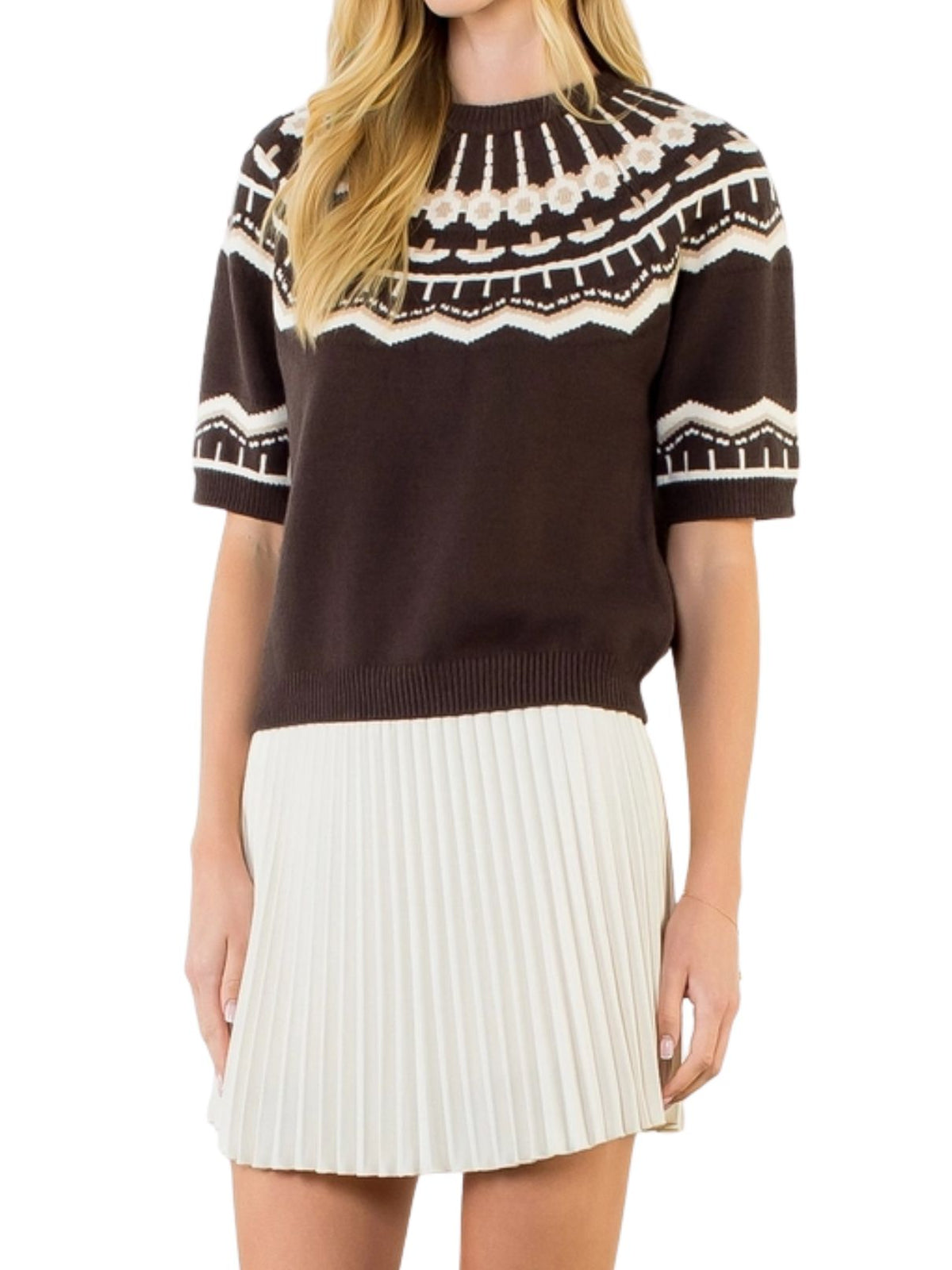 Short Sleeve Pattern Sweater – Brown