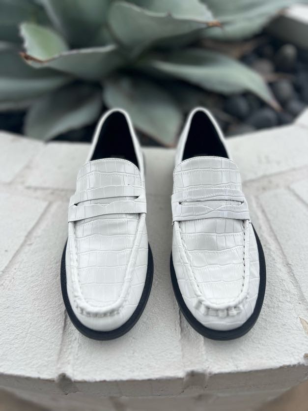 Steve Madden Goodman Loafer in White Croco