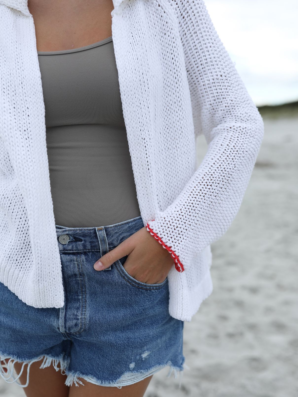 Wooden Ships Heart Back Chunky Cardi in Breaker White/Apple Red Cotton