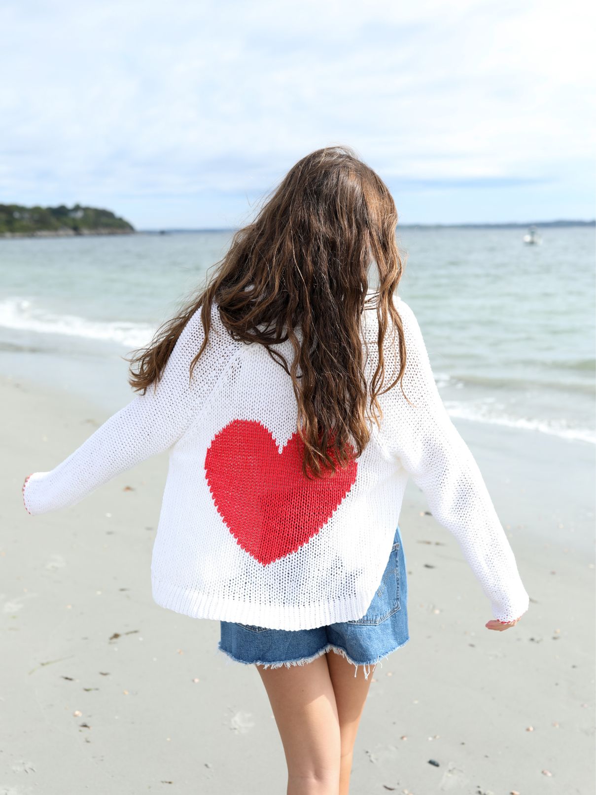 Wooden Ships Heart Back Chunky Cardi in Breaker White/Apple Red Cotton
