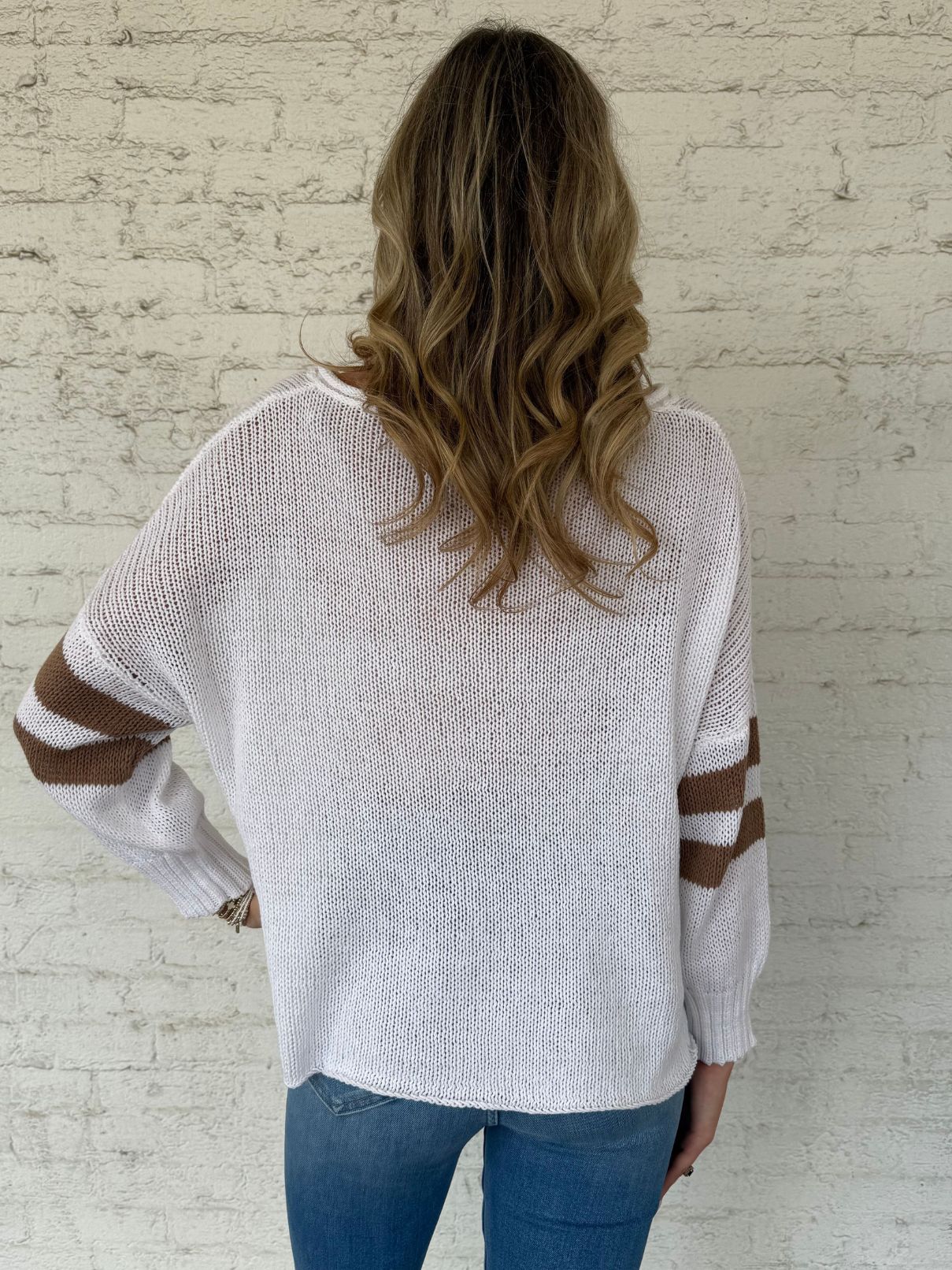 Wooden Ships Jesse Cotton Breaker Top in White/Dark Cedar