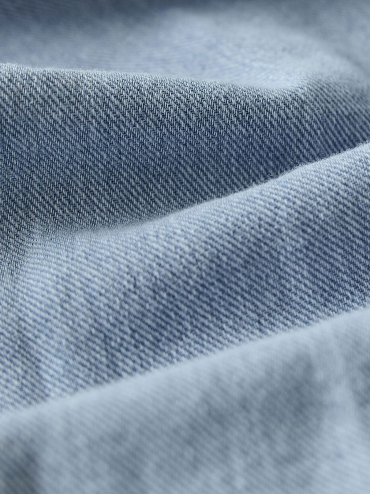 Z Supply Angel Eyes Twill Midi in Lake Blue