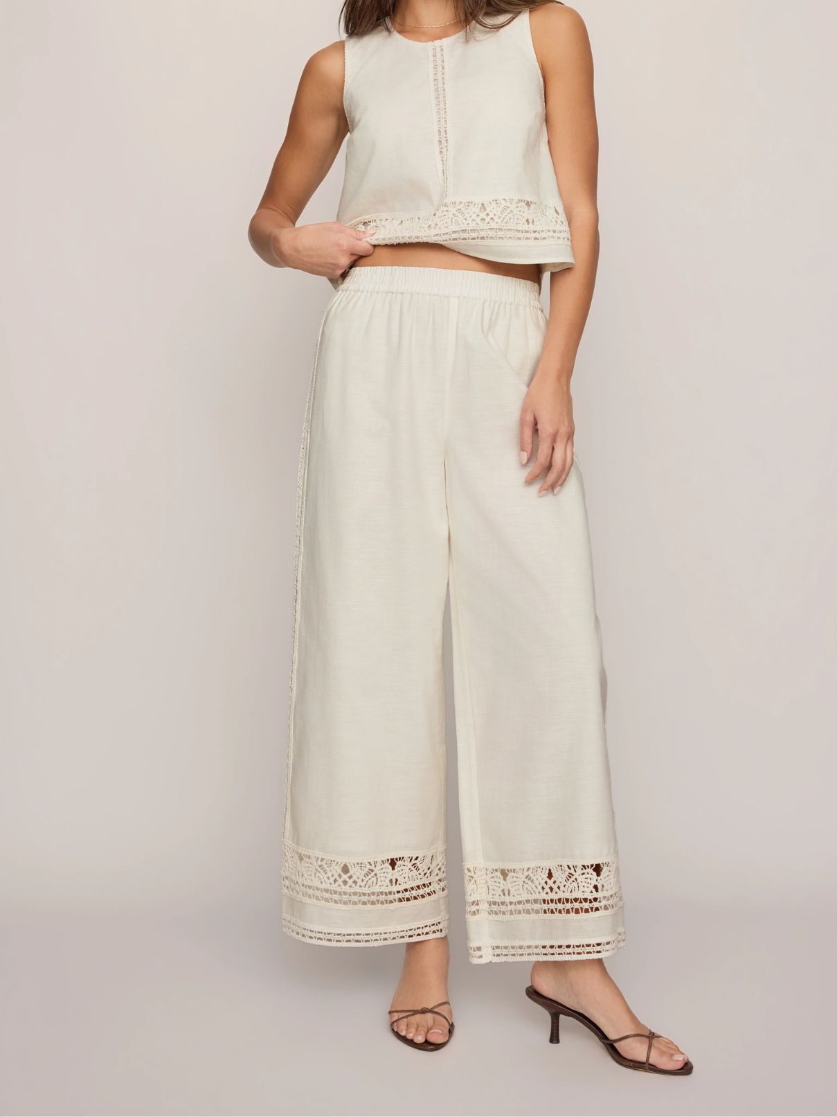 Z Supply Scout Embroidered Pant in White