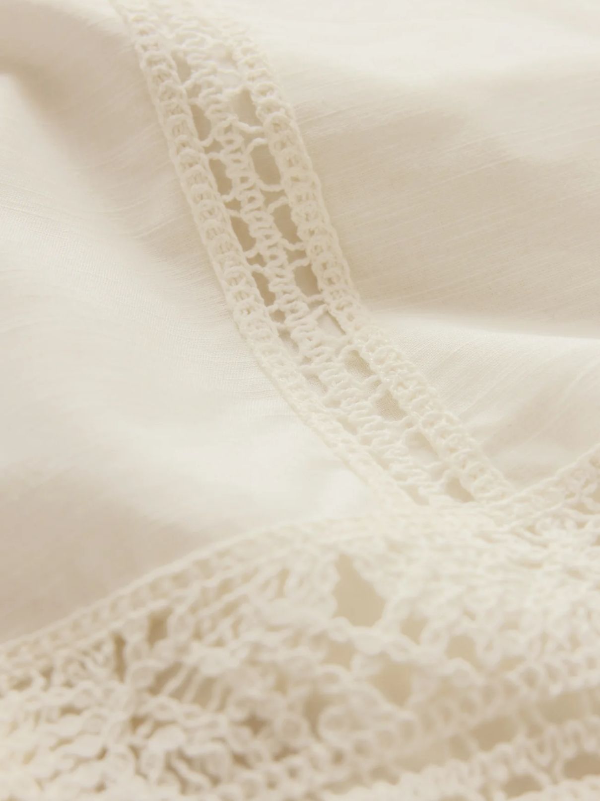 Z Supply Sloane Embroidered Top in White