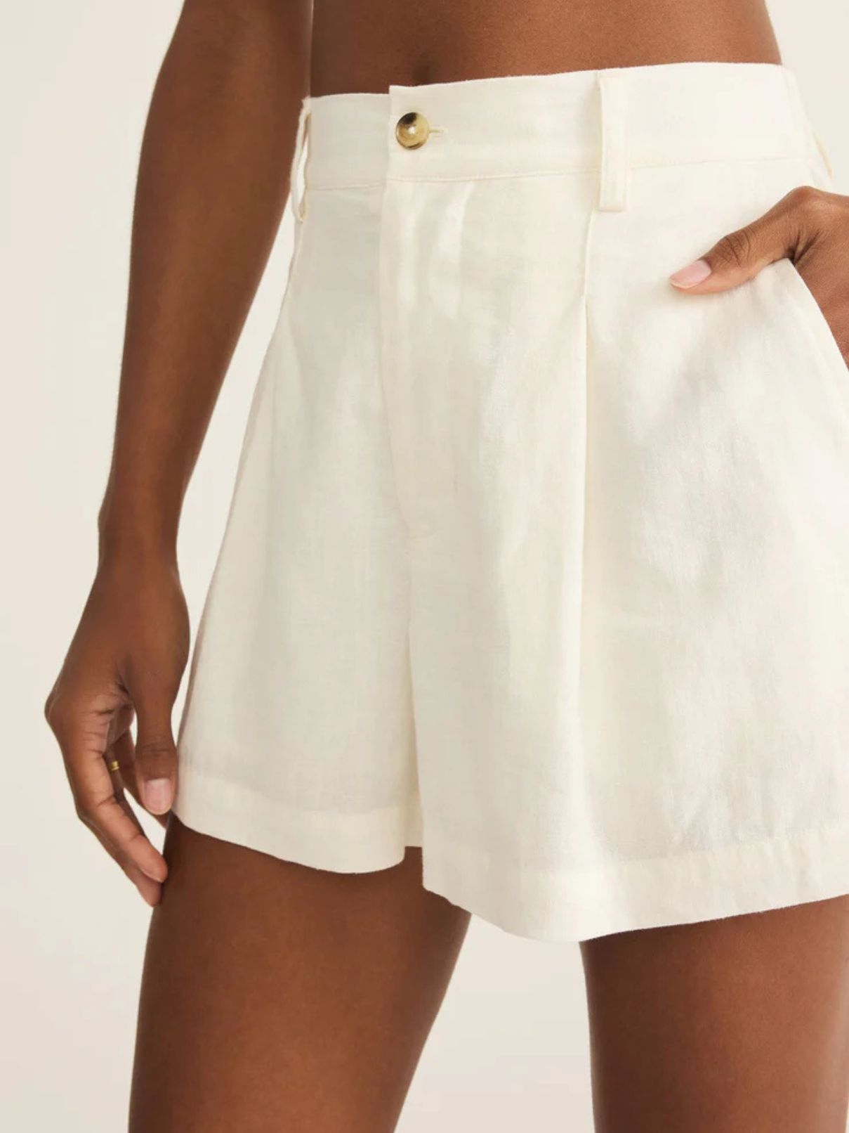Z Supply Topanga Linen Short in White