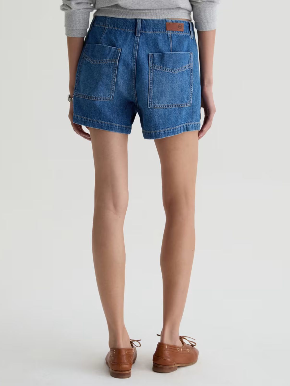 AG Jeans Analeigh Short in Gold Mountain