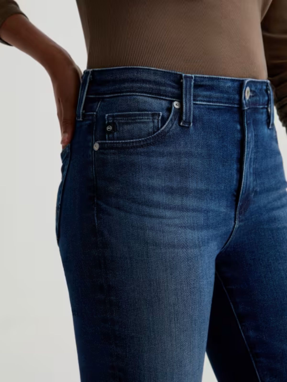 AG Jeans Mari Mid Rise Slim Straight in Epilogue