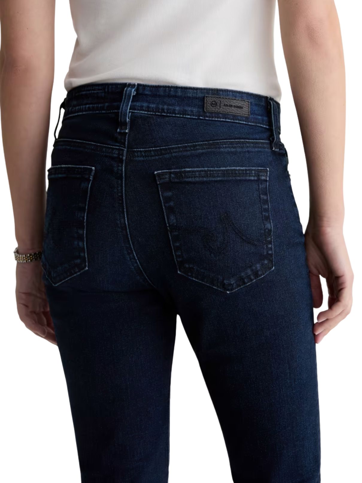 AG Mari Mid-Rise Slim Straight Jeans – 3 Years Highrise
