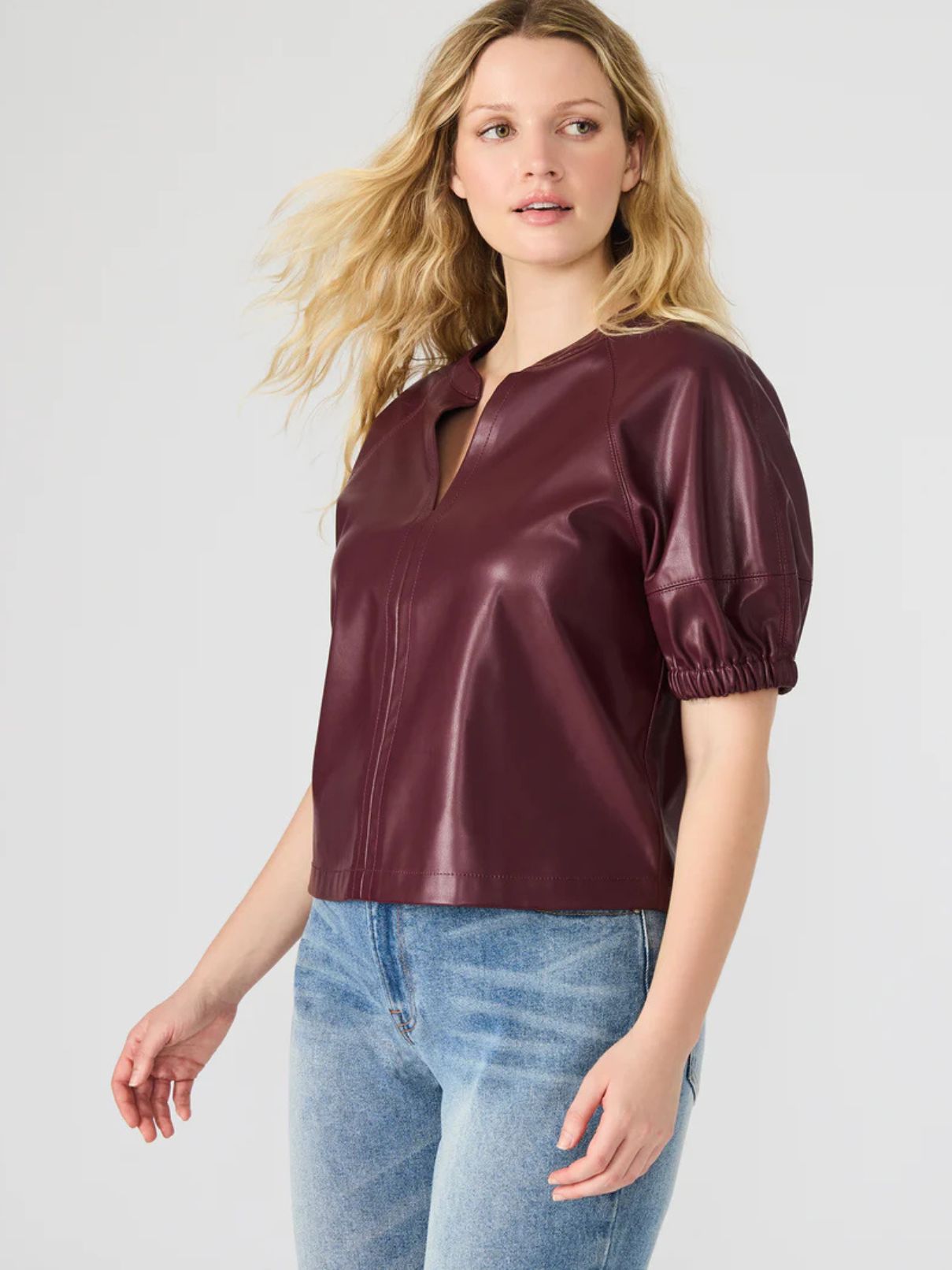 BB Dakota by Steve Madden Roxanne Top in Wine