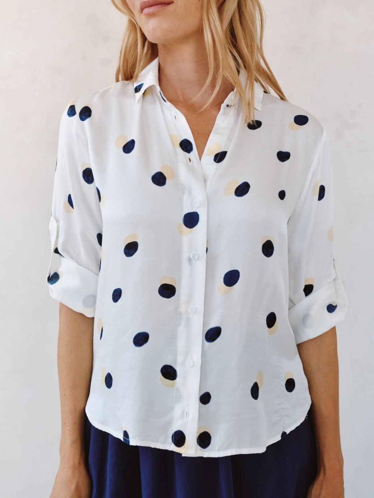Bella Dahl Clean Split Back Button Down in Spring Dots