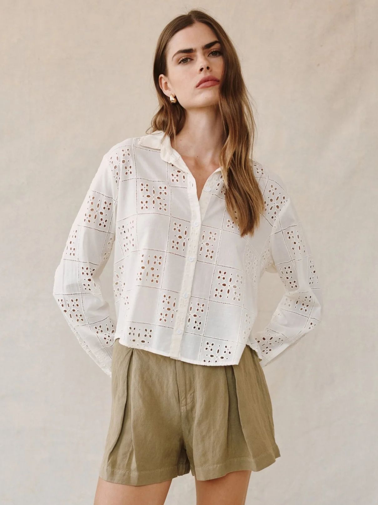 Bella Dahl Contrast Button Down Shirt in Soft Ivory