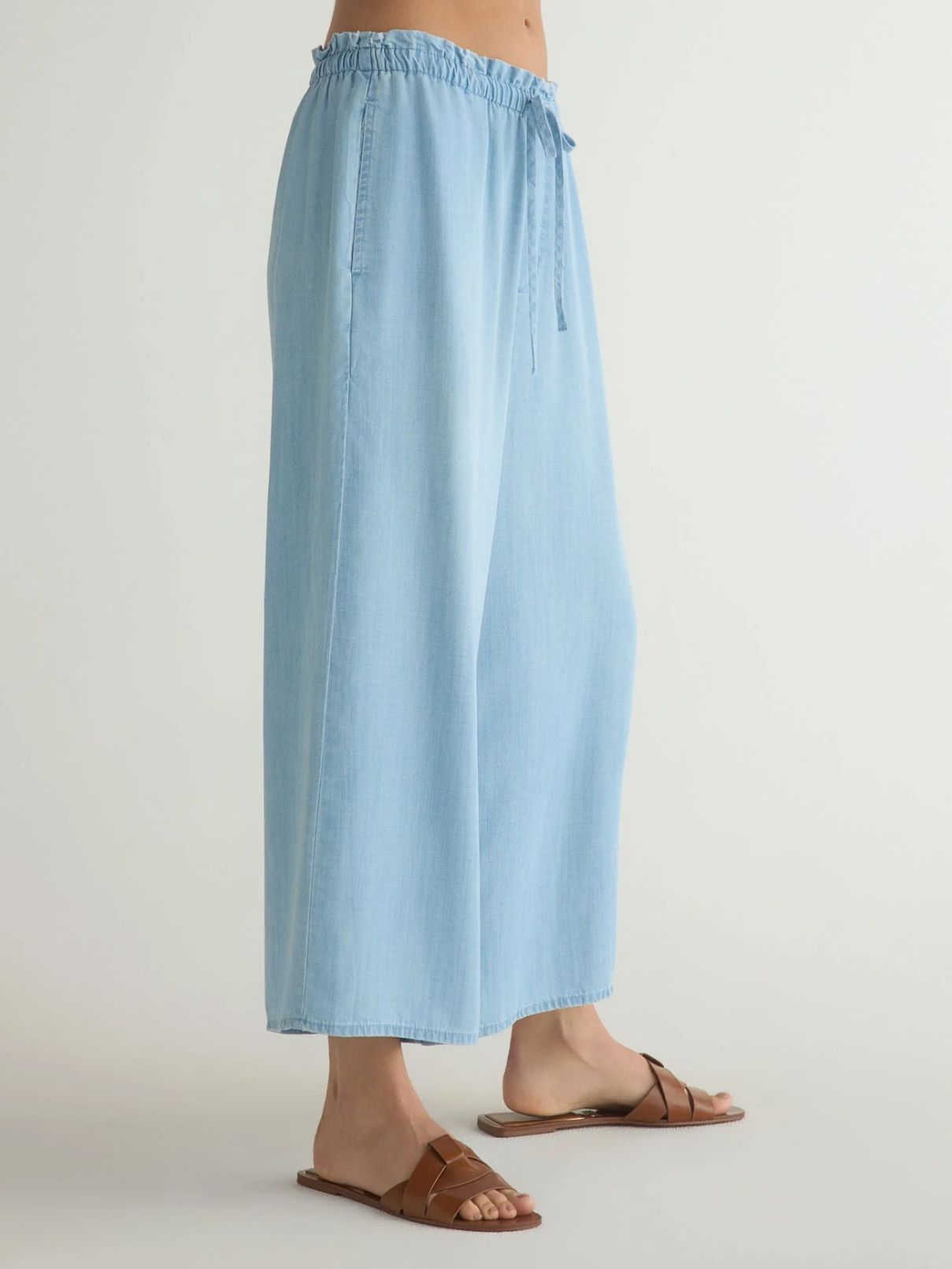Bella Dahl Ruffle Waist Wide