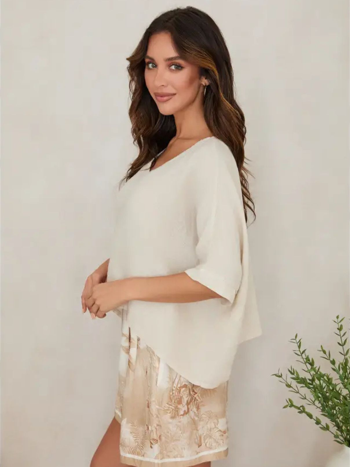 Cotton Island  Vneck Linen Dolman Crop in Beige